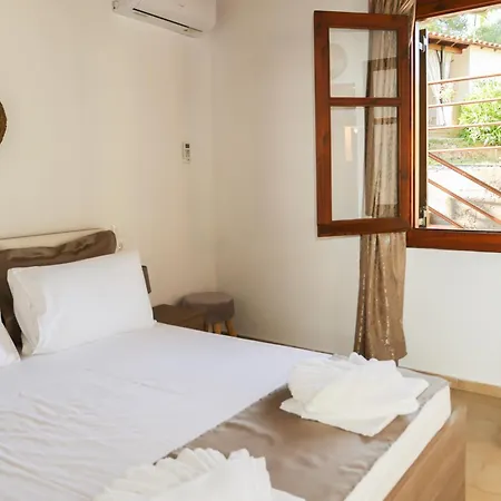 F & B Collection - Skiathos For 2 Appartement