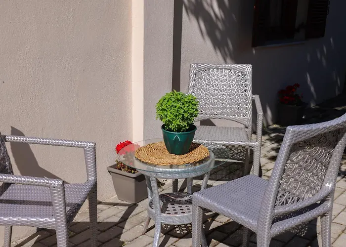 F & B Collection - Skiathos For 2 * Troulos